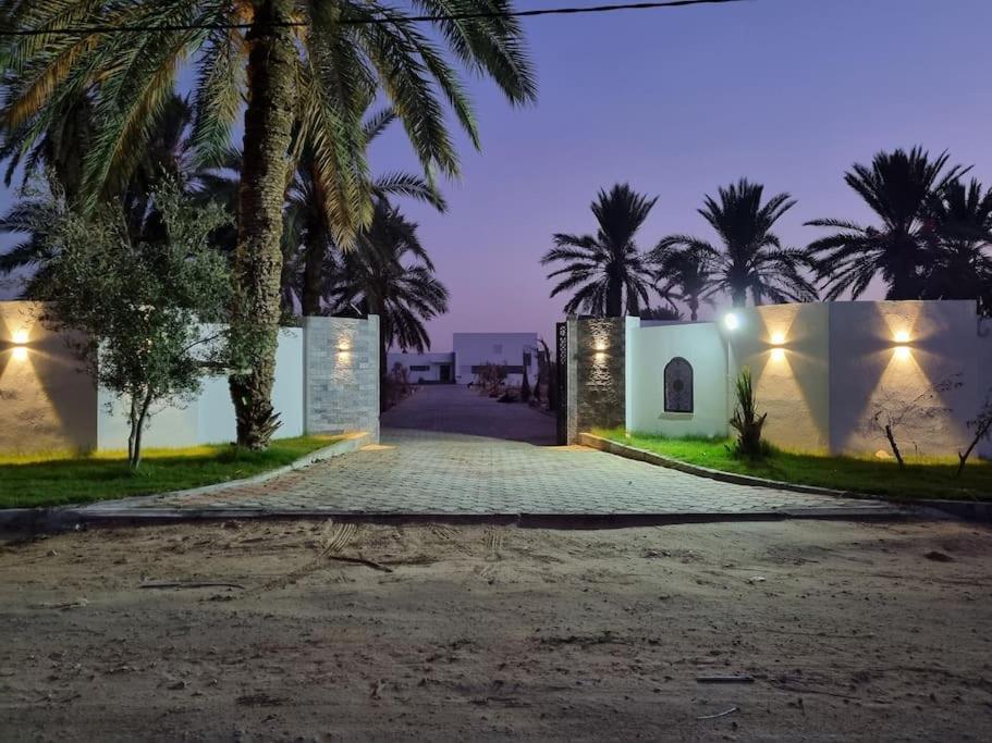 Villa Dar Jamila - Au Coeur De L'Oasis - Gabès Esterno foto